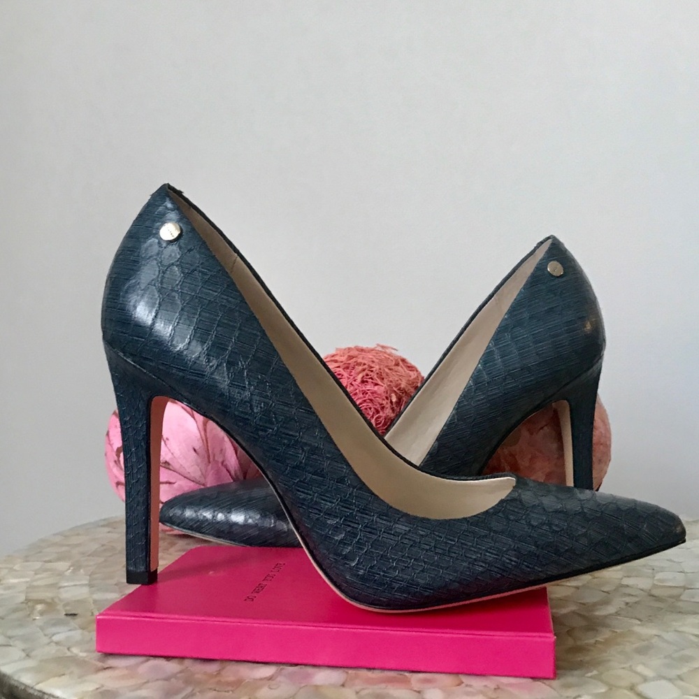 Grey stilettos
